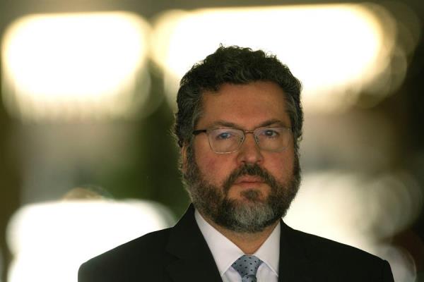 Canciller de Brasil, Ernesto Araújo