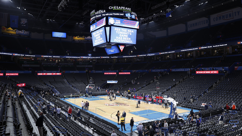 NBA exige usar mascarillas a jugadores fuera del campus