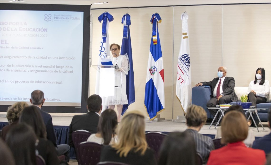 Germán Brito resalta la formación académica para implementar el escalafón dentro de carrera en el MP