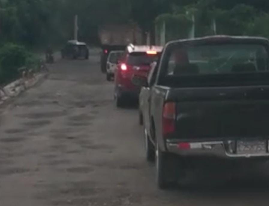 Denuncian calles sin asfaltar en Manoguayabo tras Gobierno entregar carretera reparadas