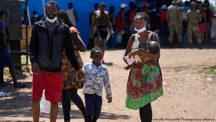 Haitianos en RD dicen autoridades violan sus derechos