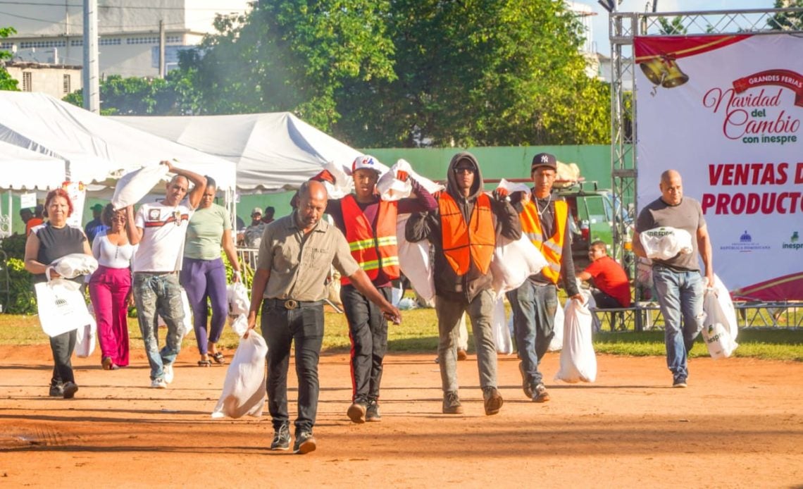 Más de 6 mil personas se benefician de Ferias Navidad de Inespre