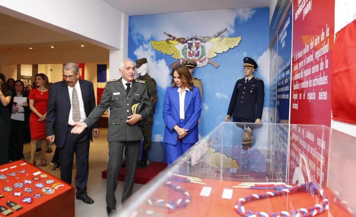 Raquel Peña encabeza acto de reapertura del Museo Nacional de Historia y Geografía