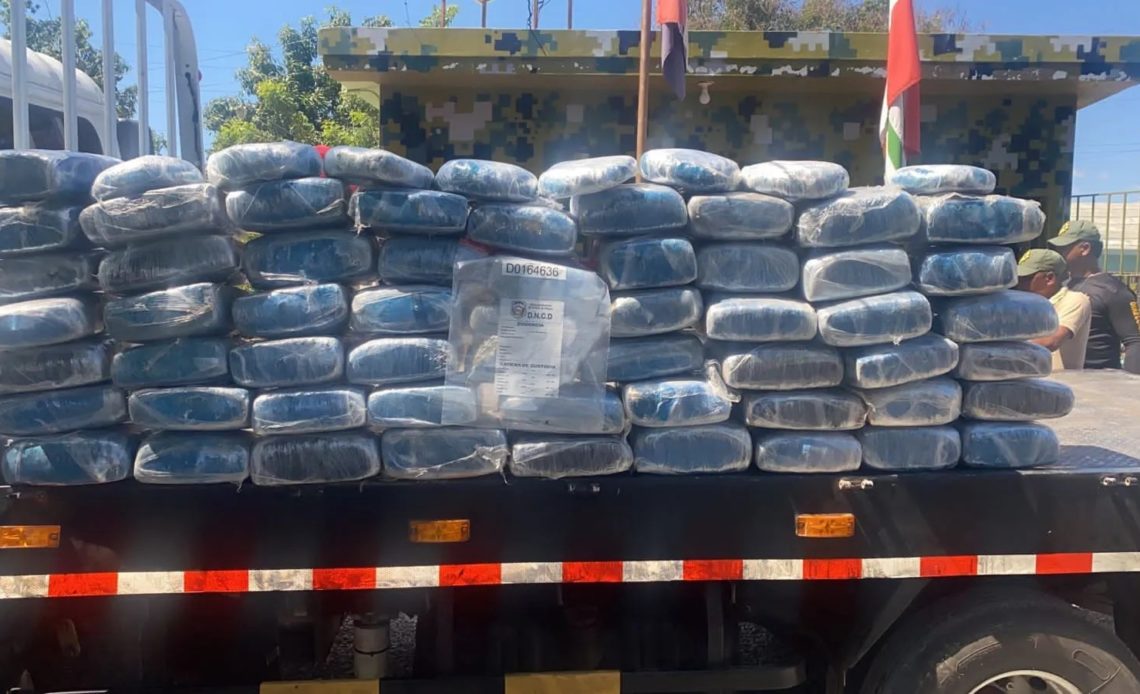 Autoridades se incautan de 578 libras de marihuana en Azua