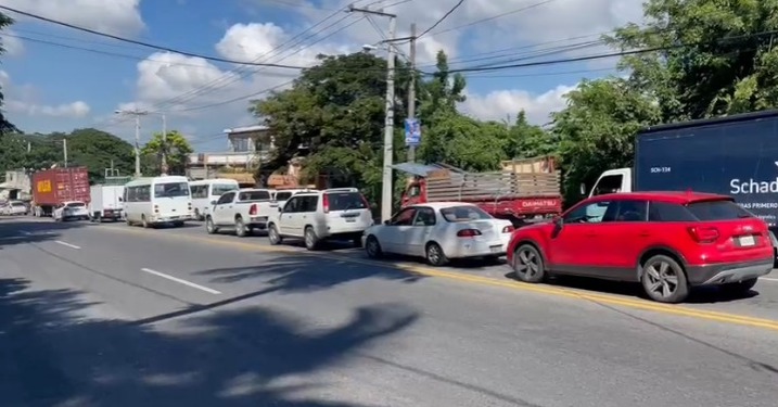 Cierran carretera Quita Sueño-Haina tras accidente; exhortan conducir con precaución