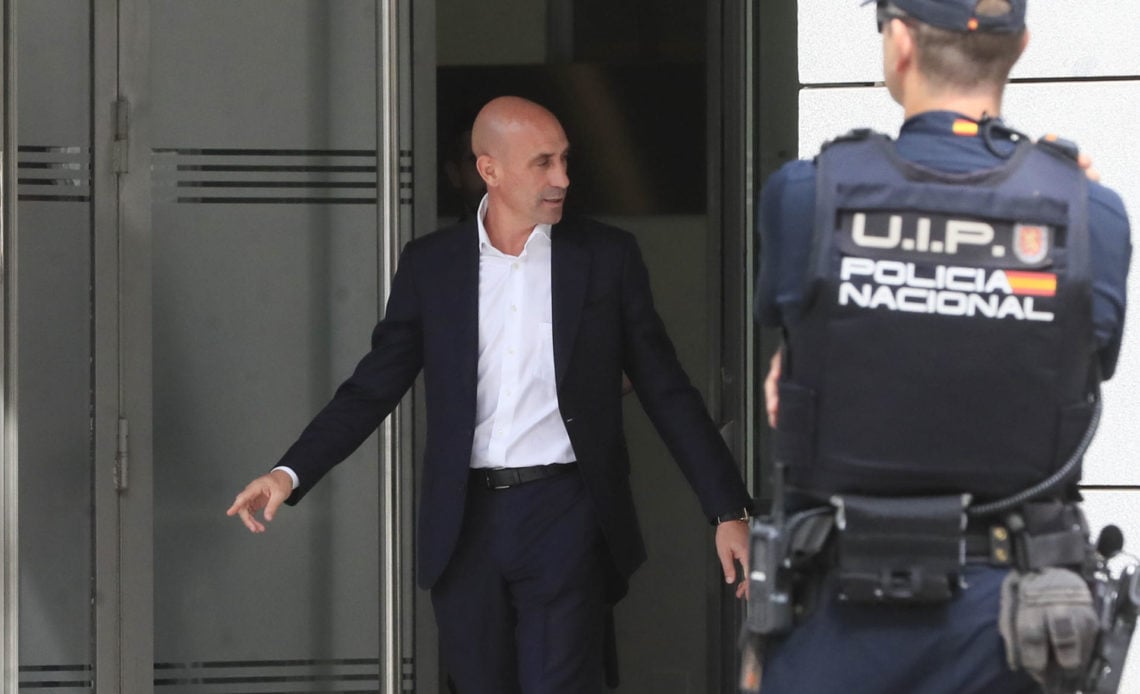 Luis Rubiales dejado en libertad