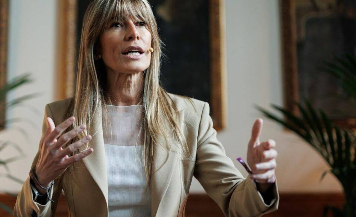 Esposa de presidente de Gobierno de España impugna juez investigue rescate de Air Europeo