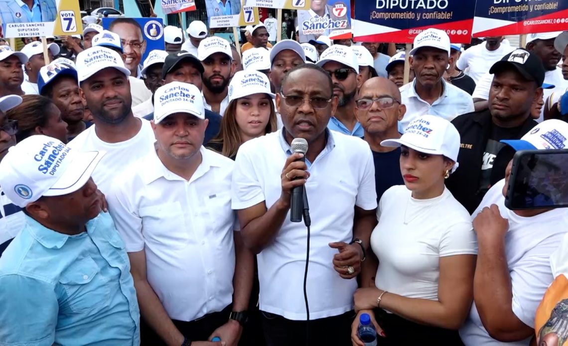 El diputado Carlos Sánchez y aspirante a esa misma posición en la Circunscripción Tres del Distrito Nacional afirmó que trabaja directo