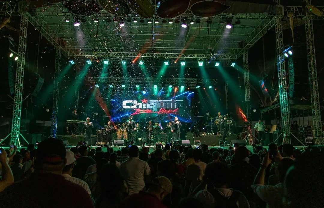 Chiquito Team Band celebra Disco Platinum y exitosa gira por México