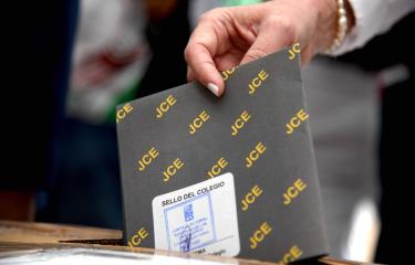 Más de 109,000 dominicanos pueden votar en España en las elecciones del domingo