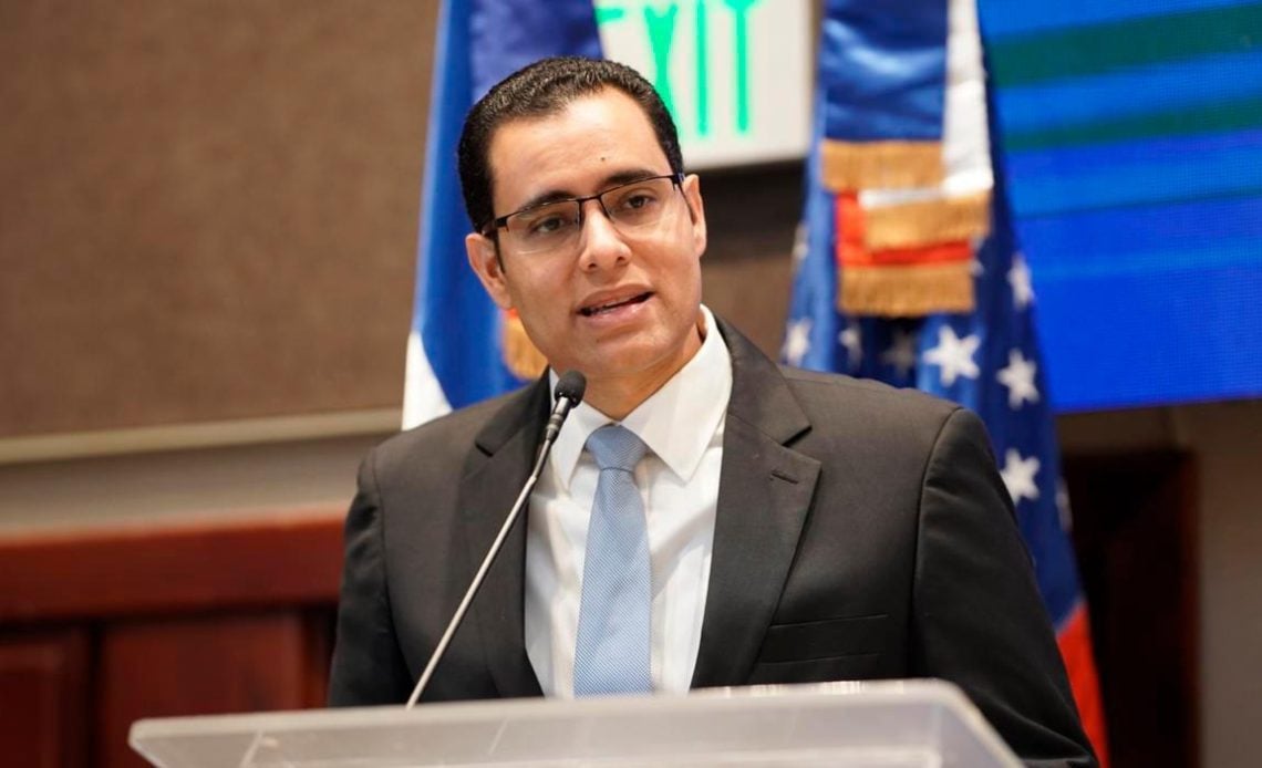 Juan Ariel Jiménez asegura una reforma fiscal debe “entrarle de lleno al sector eléctrico”