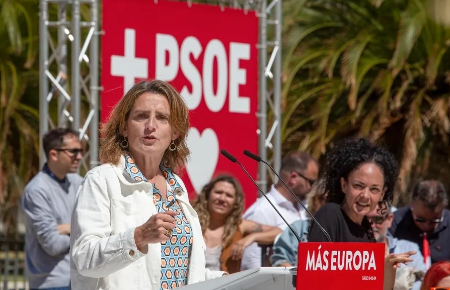 PSOE revalidará su mayoría en Europa con PP reforzado pisándole los talones