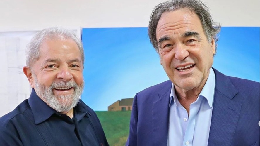Lula junto a Oliver Stone