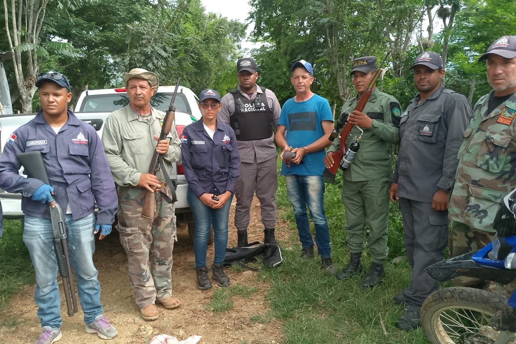 Medio Ambiente arresta a desaprensivo cazando paloma protegida en el Cañón del Río Gurabo