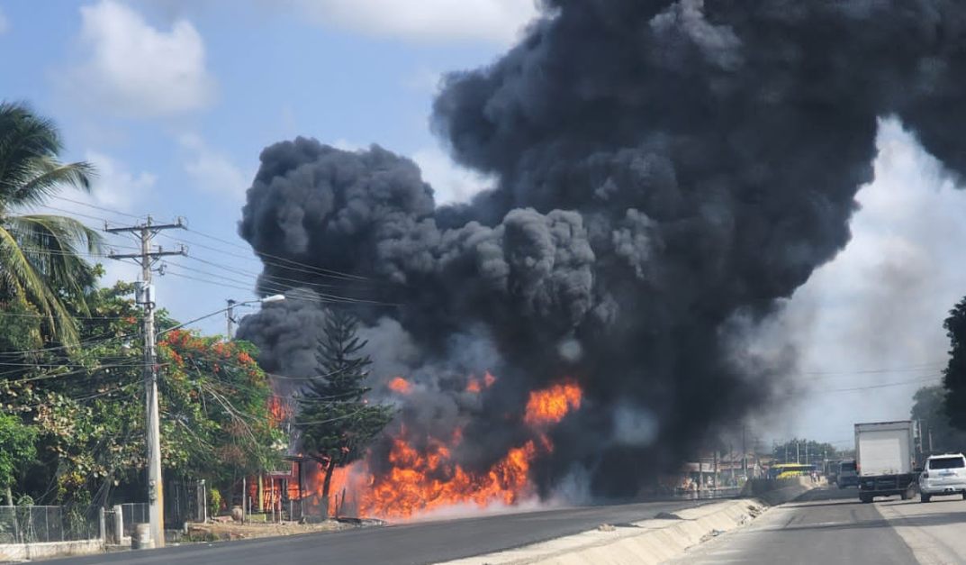 Explosión de camión