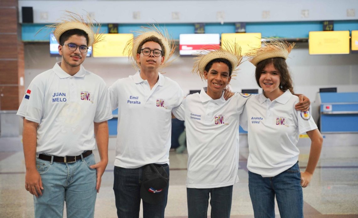 Dos estudiantes dominicanos ganan bronce en la 39° Olimpíada Iberoamericana de Matemáticas